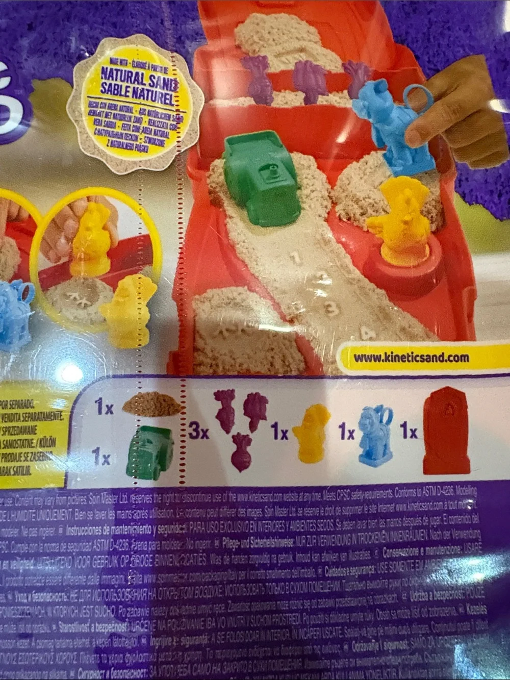 Kinetic sand sandy